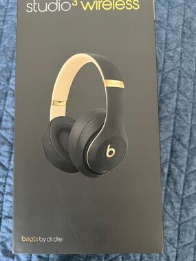 Beats by Dre Over-Ear Headphones in Black and Gold